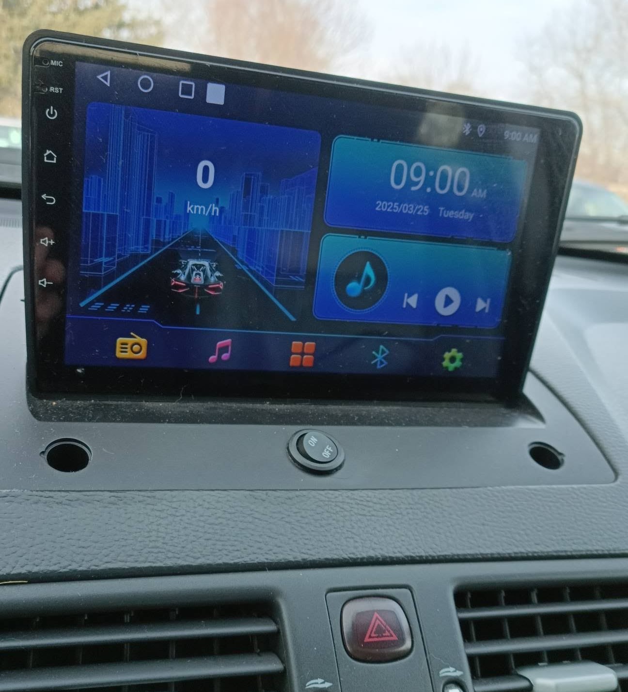 P2 Volvo XC90 Upgraded w/ A Modern Android Head Unit
